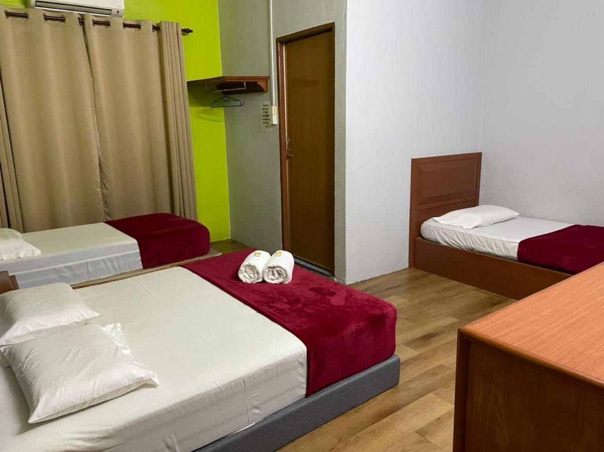 Samudera Hotel Kampung Kuala Besut Eksteriør billede