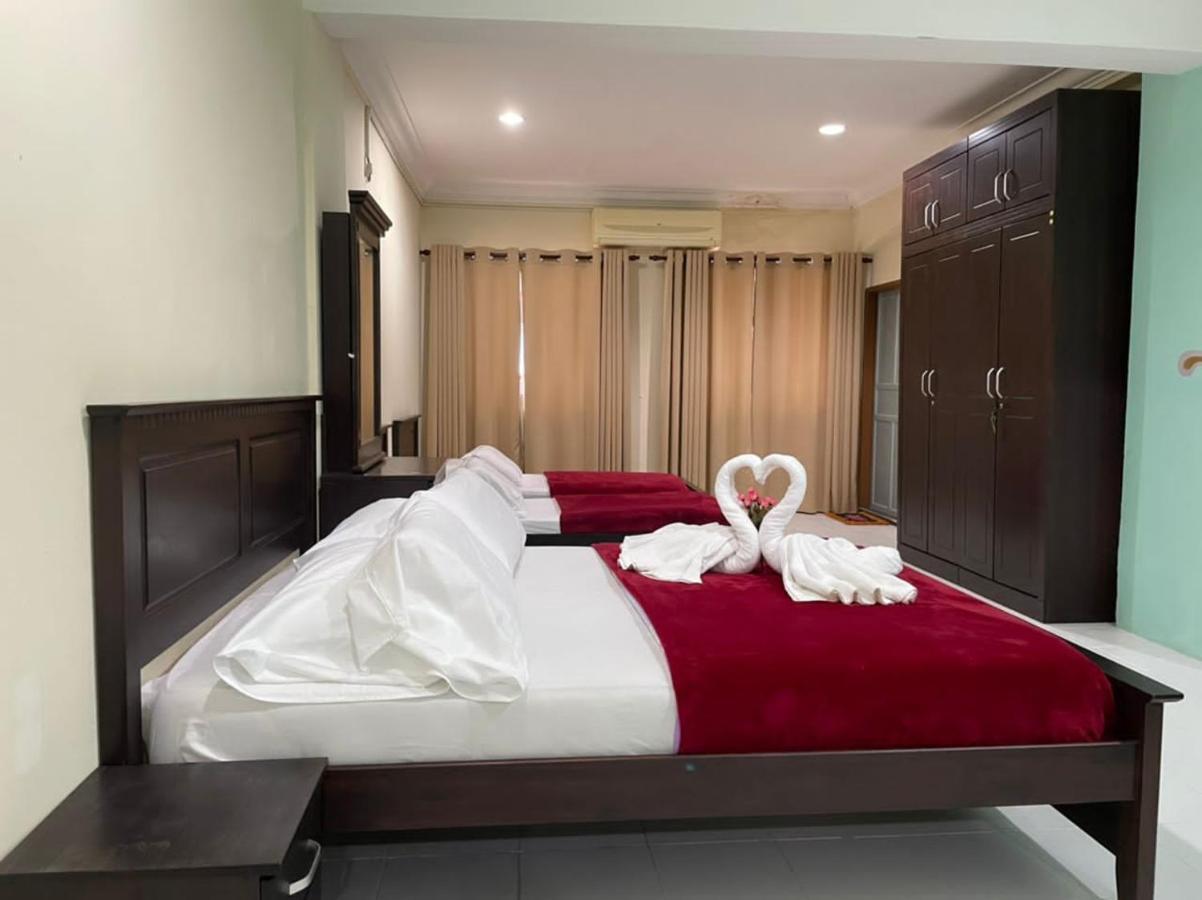 Samudera Hotel Kampung Kuala Besut Eksteriør billede
