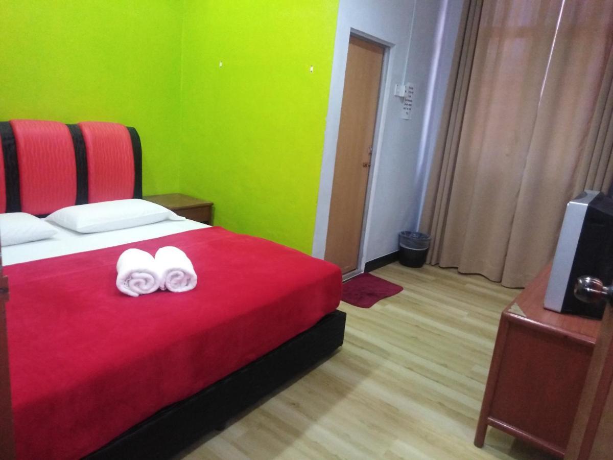 Samudera Hotel Kampung Kuala Besut Eksteriør billede