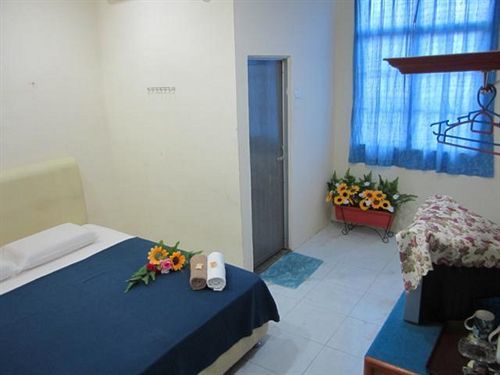 Samudera Hotel Kampung Kuala Besut Eksteriør billede
